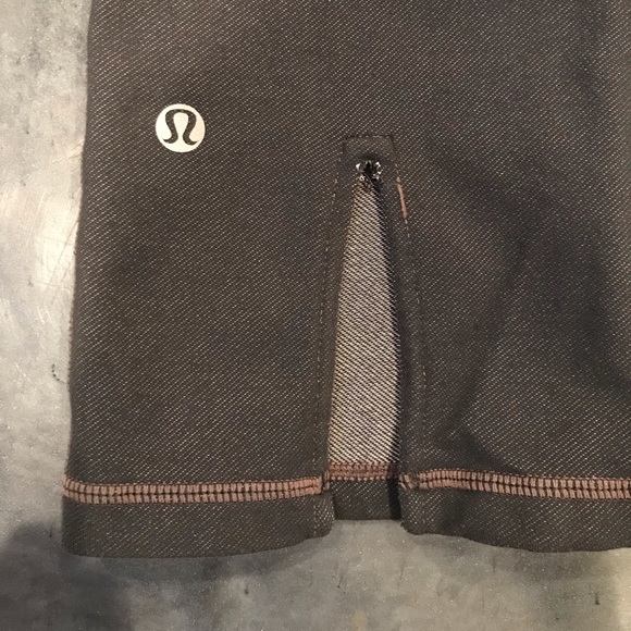 Lululemon Leggings - Cropped - Picture 4 of 6